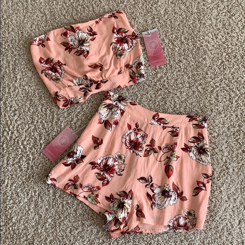 Onetheland Two Piece Set Sz Small NWT
